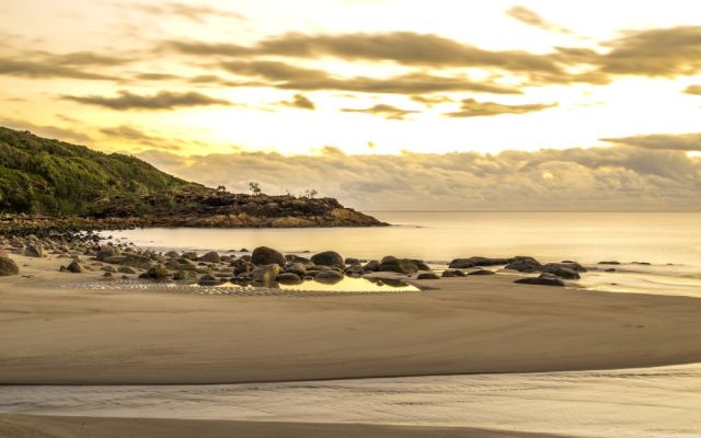 Hinchinbrook Cove Sunset Cruise